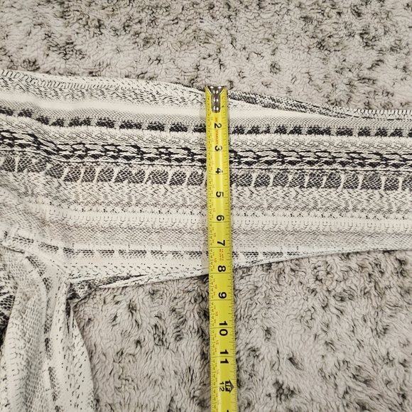 7 For All Mankind SZ 28 Black White Reptile Print Ankle Skinny Stretch Jeans - Picture 14 of 15